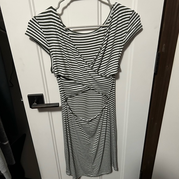 Cute green and white striped wrap dress! - Picture 2 of 2